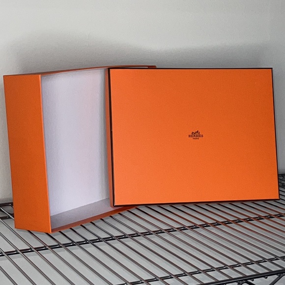 💄 Hermes box W/Ribbon - Picture 3 of 3